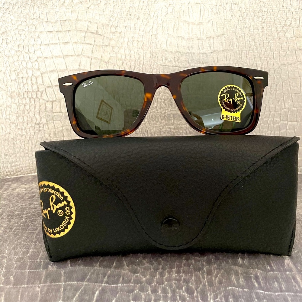 Rayban Wayfarer Sunglasses